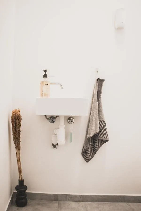 Nsd Home Антверпен 0*,